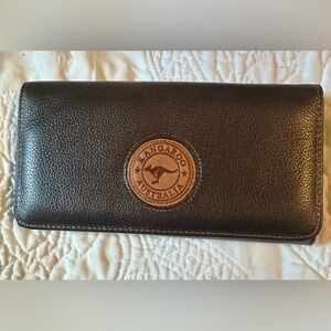 Kangaroo Australia brown leather wallet